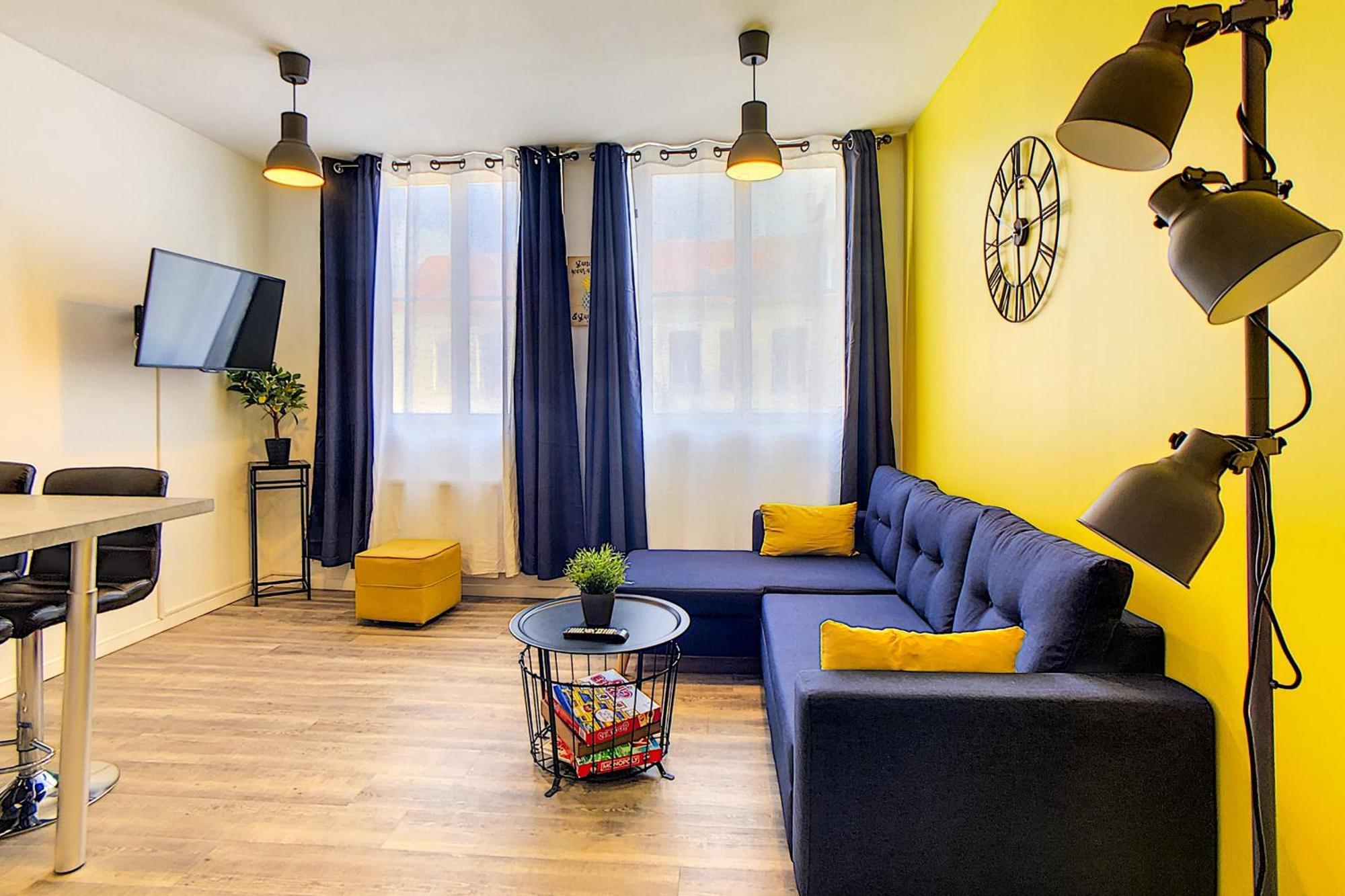 Appartement - Parking Prive Gratuit, Proche Centre-Ville Et Gare De Saint-Omer Saint-Omer (Pas-de-Calais) Bagian luar foto