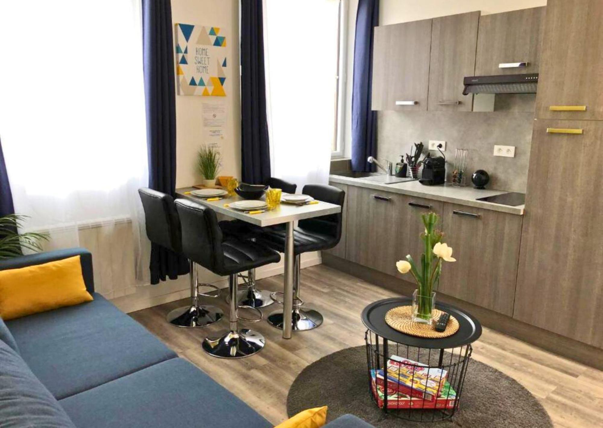 Appartement - Parking Prive Gratuit, Proche Centre-Ville Et Gare De Saint-Omer Saint-Omer (Pas-de-Calais) Bagian luar foto