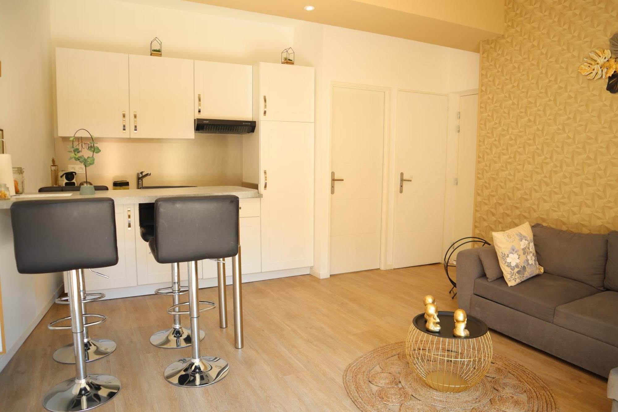 Appartement - Parking Prive Gratuit, Proche Centre-Ville Et Gare De Saint-Omer Saint-Omer (Pas-de-Calais) Bagian luar foto